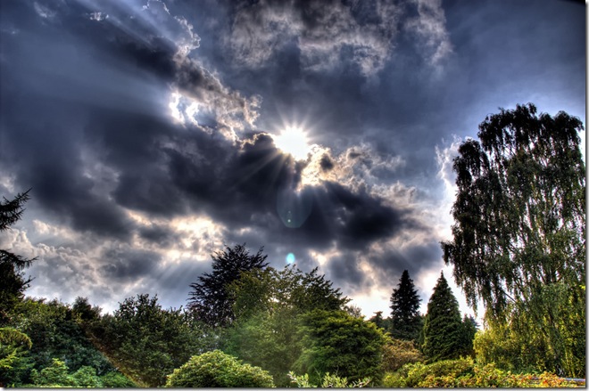 sunrays thumb 52 Beautiful Examples  of HDR Photography